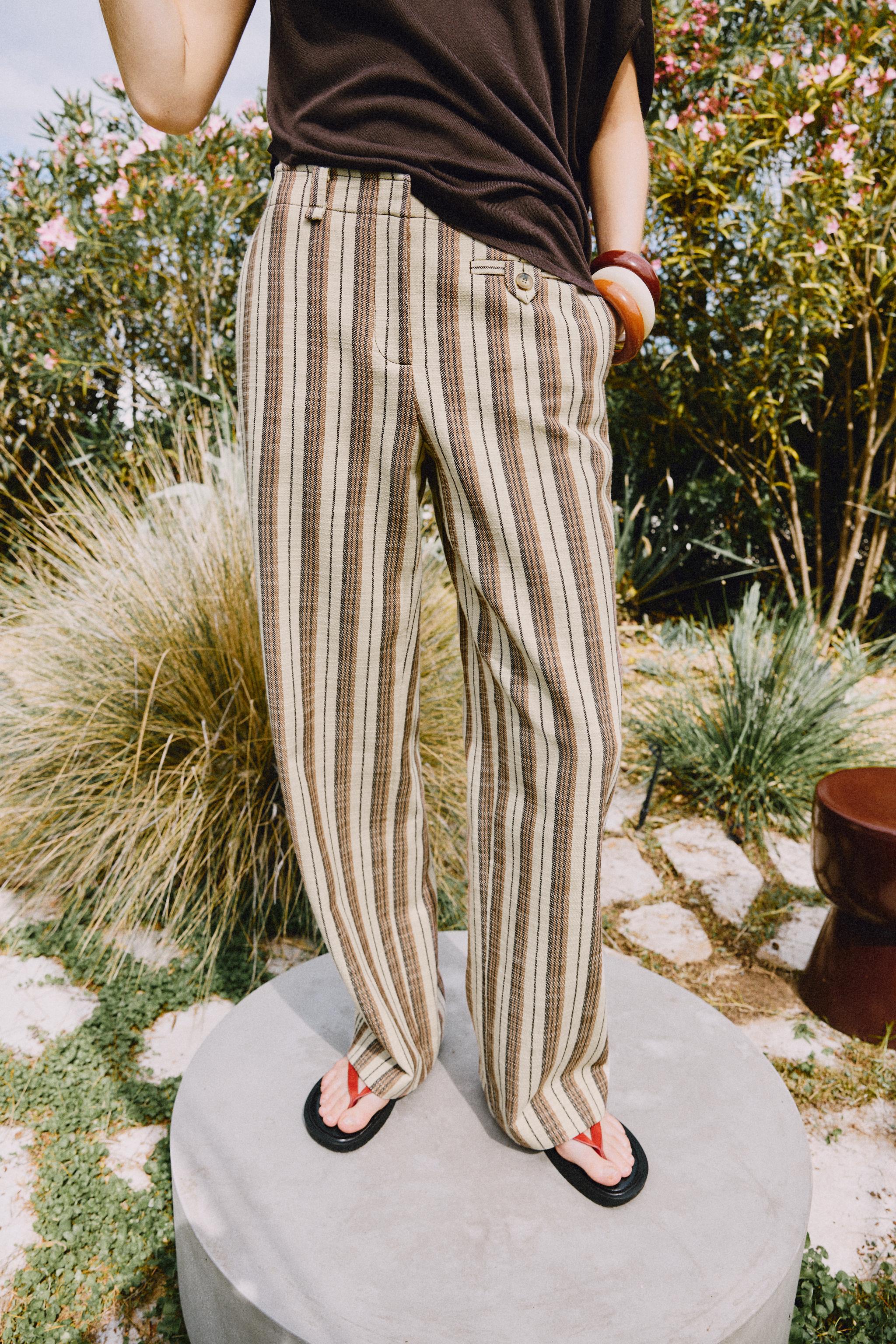 STRIPED STRAIGHT LEG PANTS